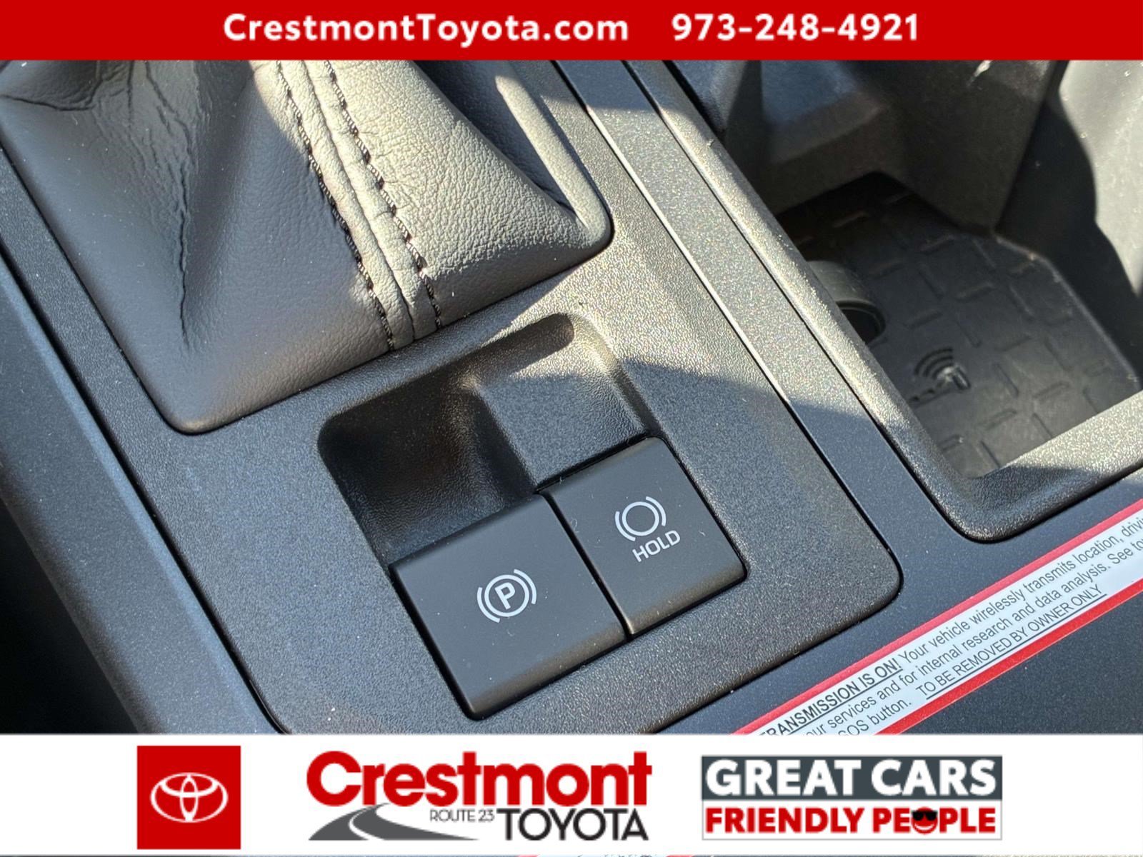 Certified Used 2026 Midnight Black Metallic Toyota XLE Premium image 25