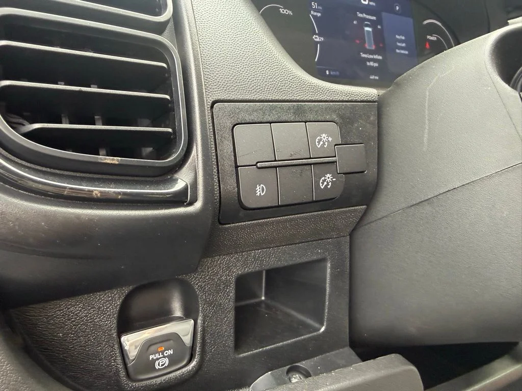 Used 2024 White Ram Super High Roof image 18