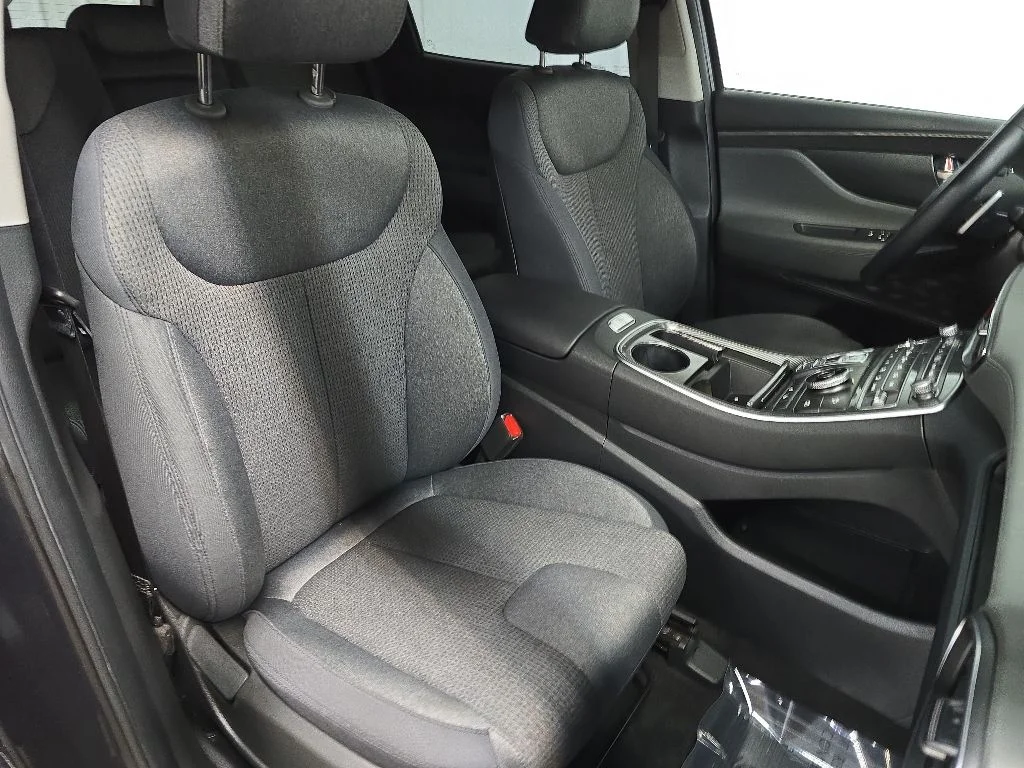 Used 2023 Gray Hyundai SEL image 14
