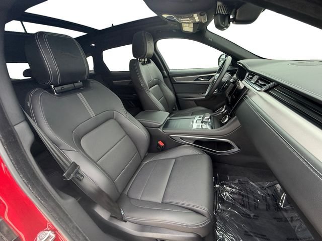 Certified Used 2024  Jaguar P250 R-Dynamic S image 16