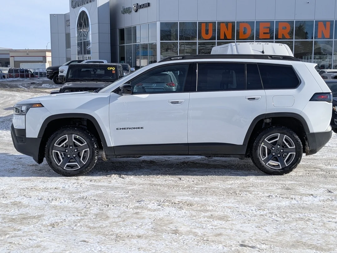 New 2026 White Jeep Laredo - - 4x4 - Customer Preferred Pkg 23F - Compact Spare Tire & More! image 5
