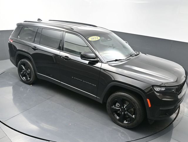 Used 2024 Black Jeep Limited image 41
