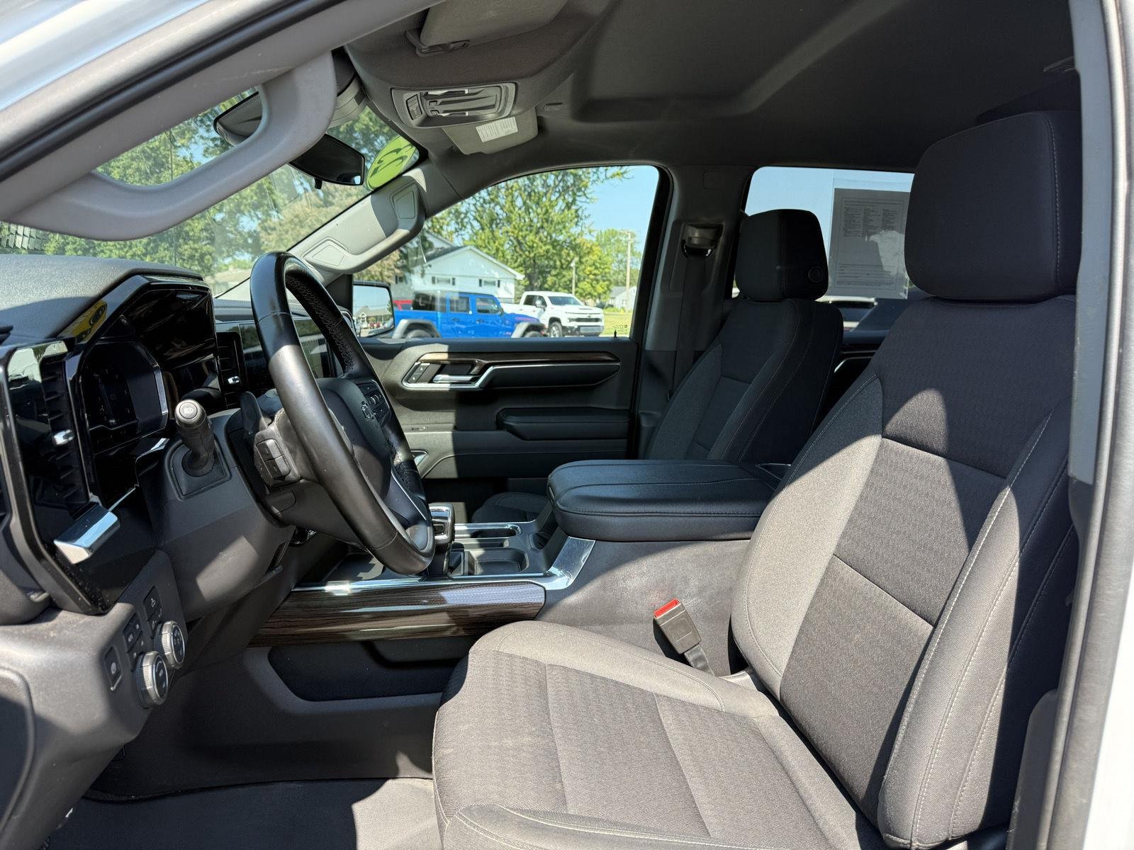 Used 2023 Summit White Chevrolet LT Trail Boss image 7