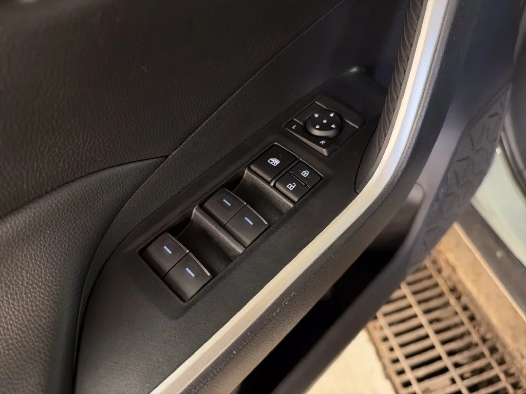 Certified Used 2023  Toyota XLE image 15