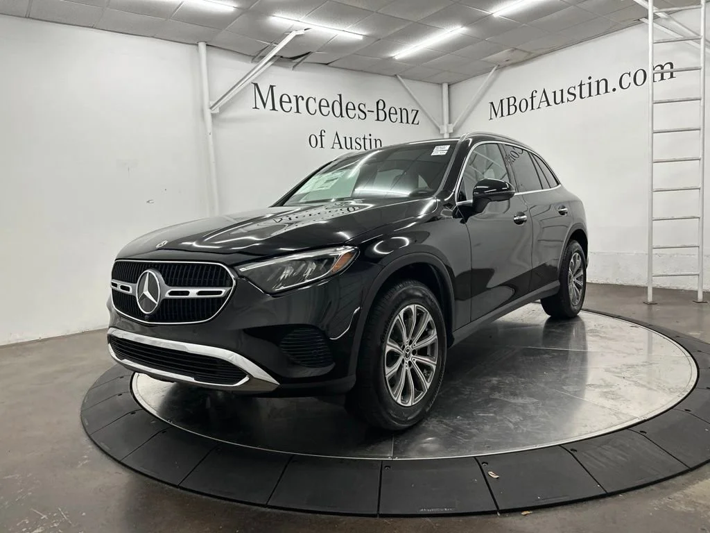 New 2026 Black Mercedes-Benz GLC 300 image 3