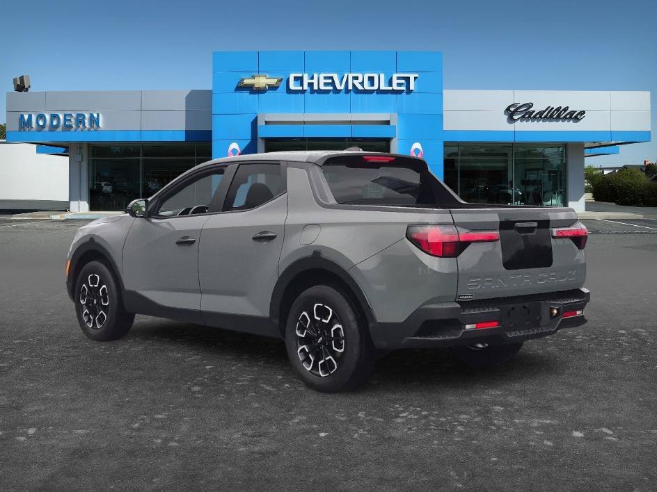 Used 2024 Hampton Gray Hyundai SEL image 3