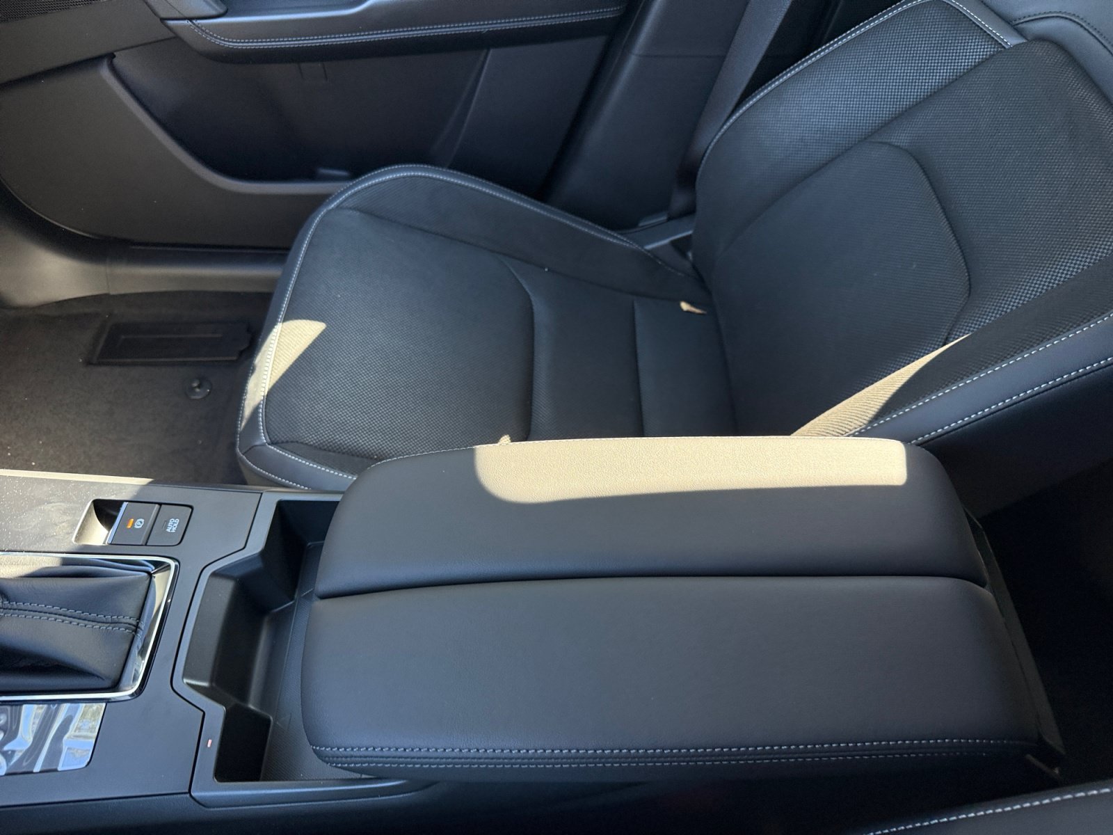 New 2026 Jet Black Mica Mazda 2.5 S Select image 14