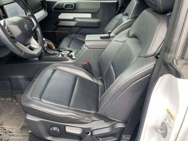 Certified Used 2023 Oxford White Ford Badlands image 6