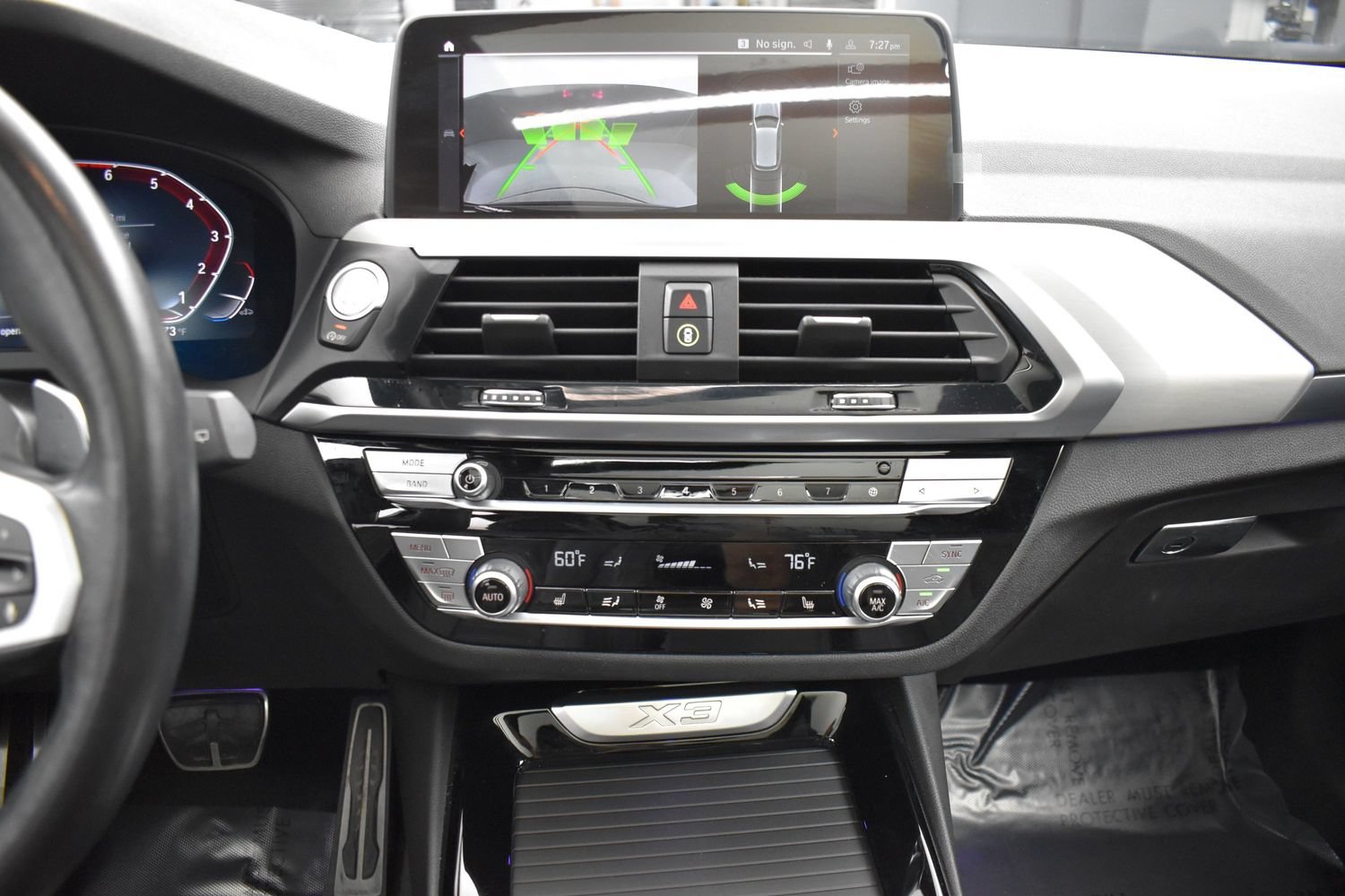 Used 2021 Black BMW xDrive30i image 18