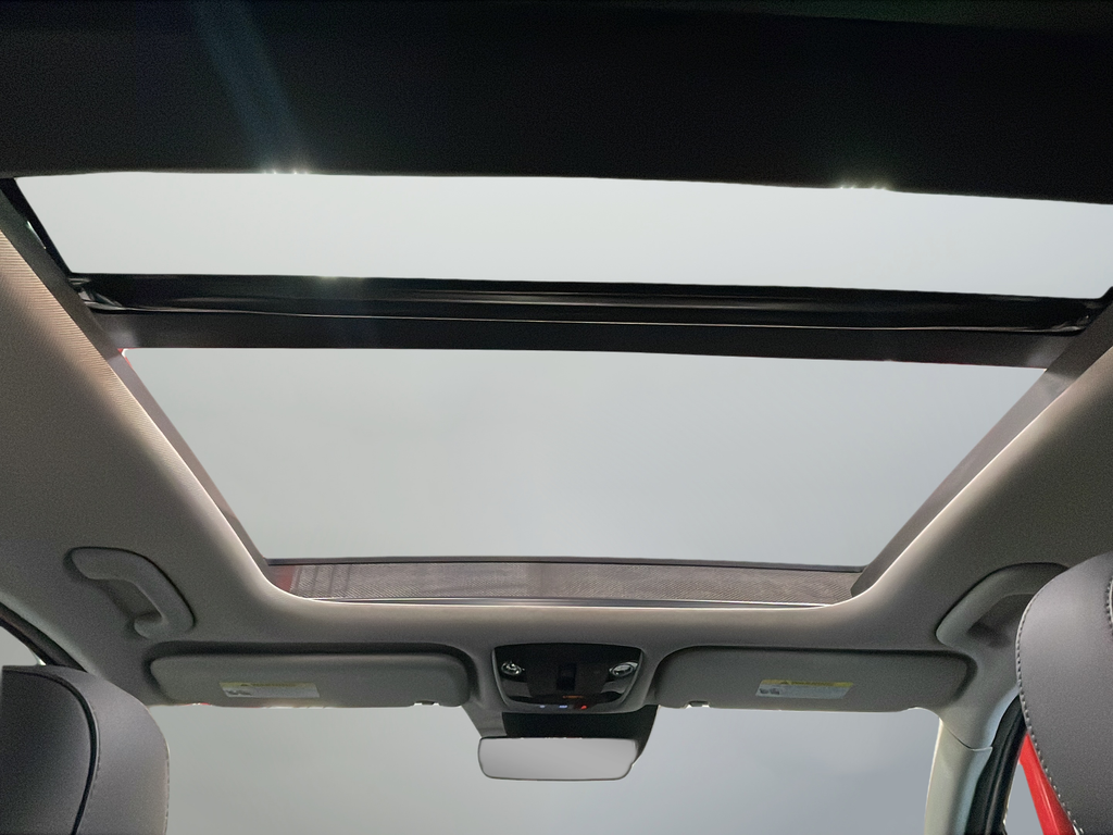 Used 2023 White Kia SX image 19