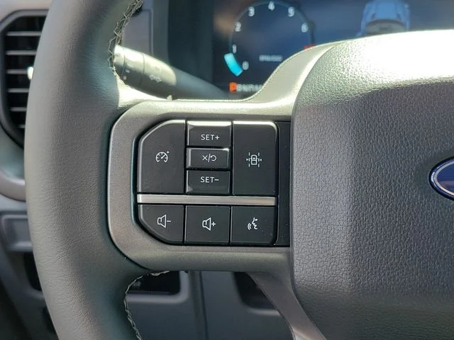 New 2026 Marsh Gray Ford XLT image 34