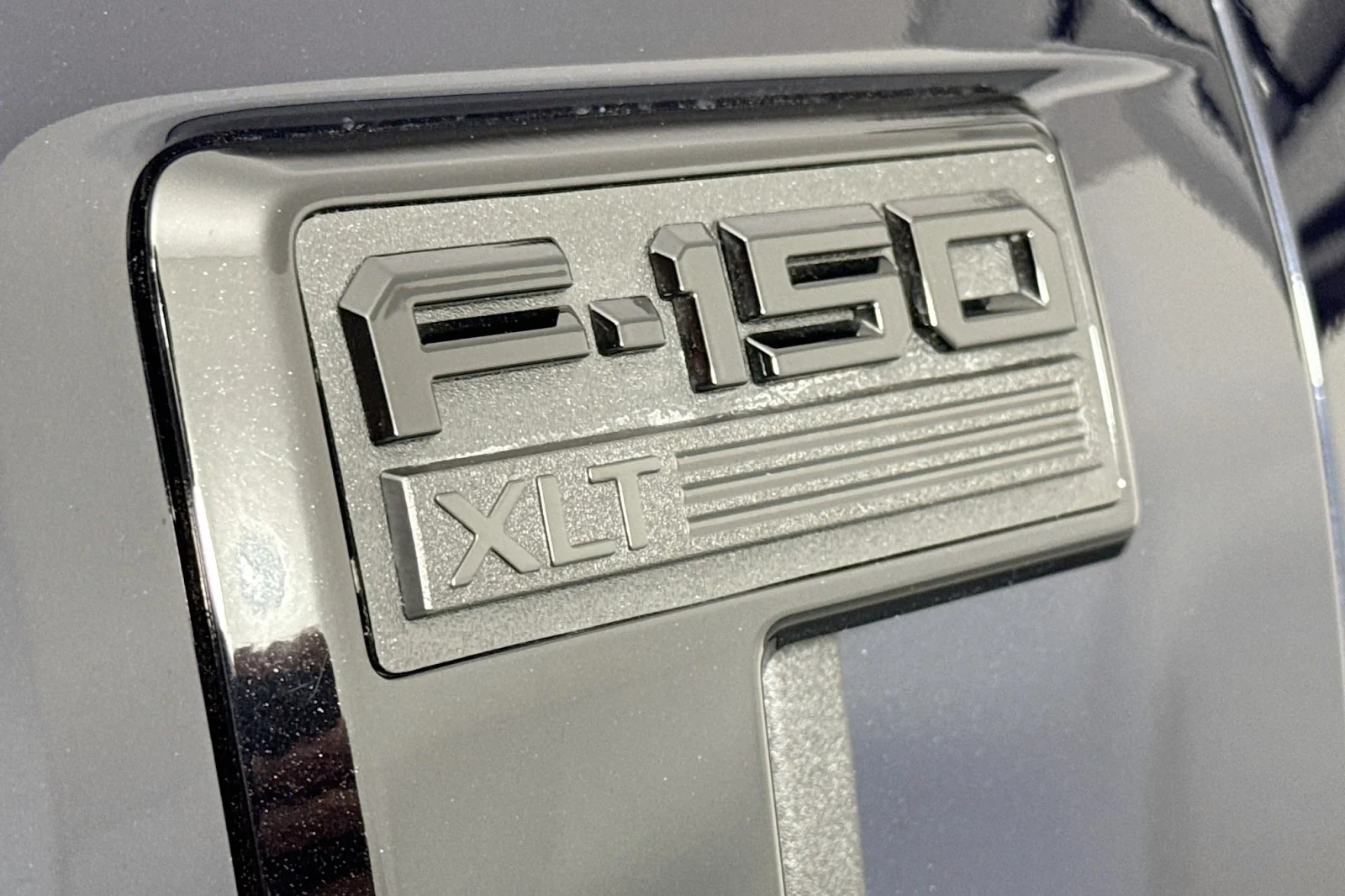Used 2025 ANTIMATTER BLUE Ford XLT image 10