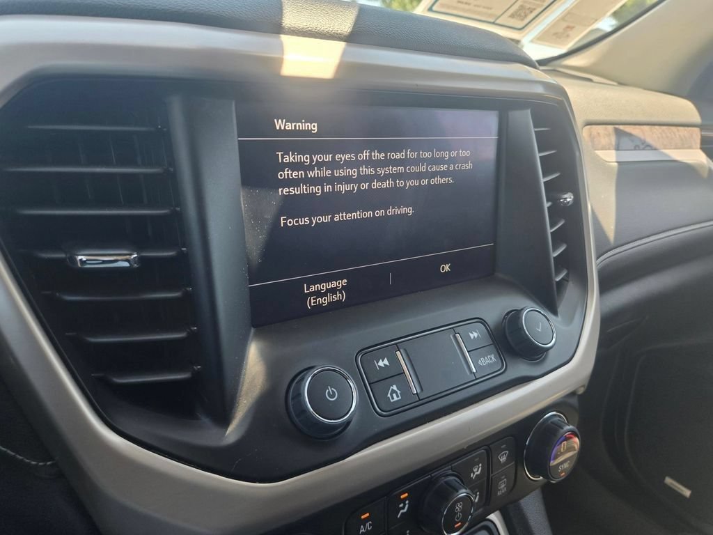 2023 GMC Acadia Denali - Photo 26