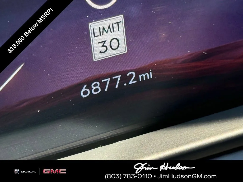 Used 2025 Green Lincoln Black Label image 3