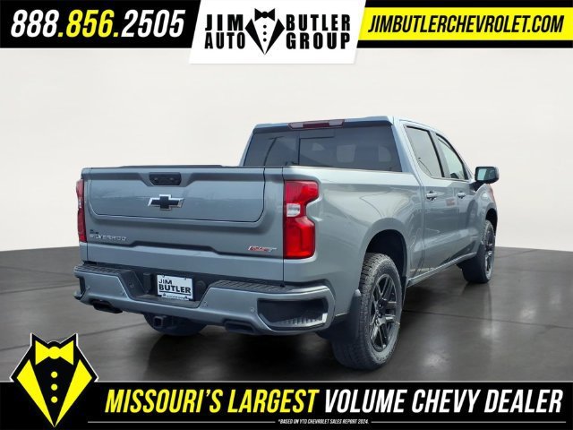 New 2026 Sterling Gray Metallic Chevrolet RST image 4