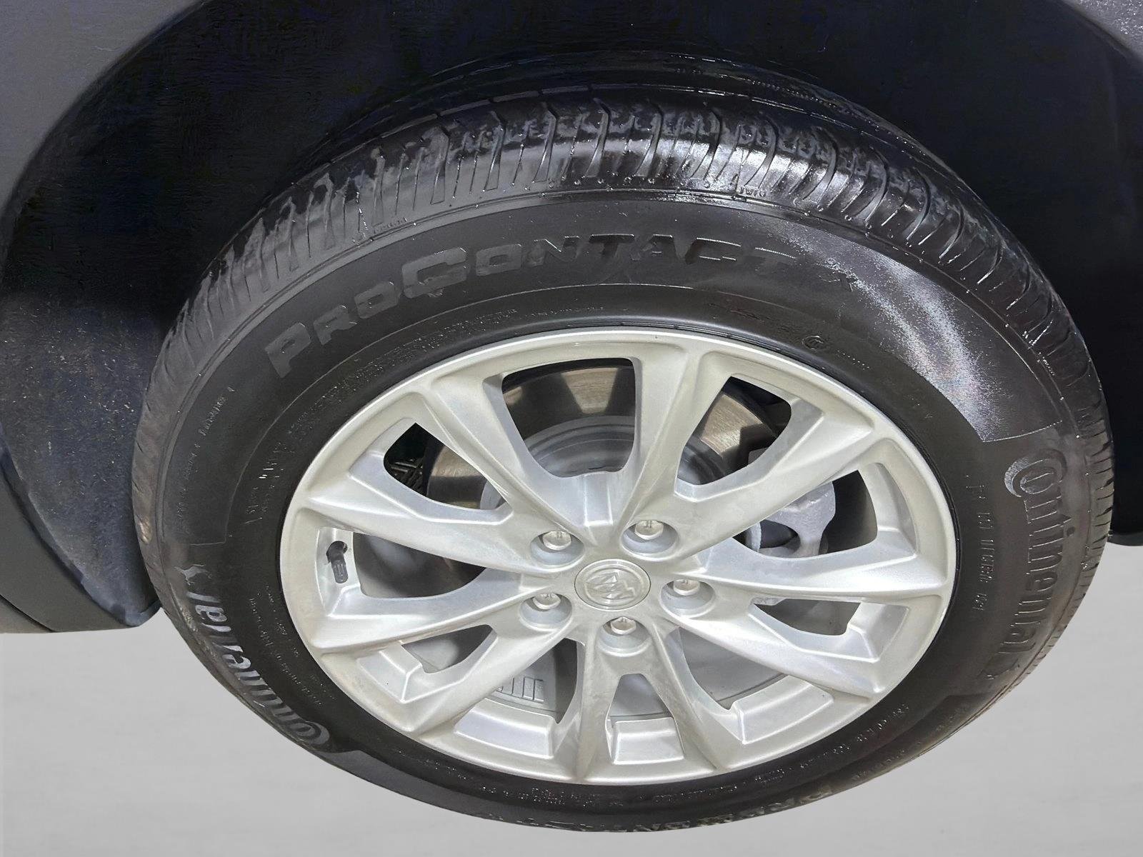 Used 2021 Summit White Buick Preferred image 20