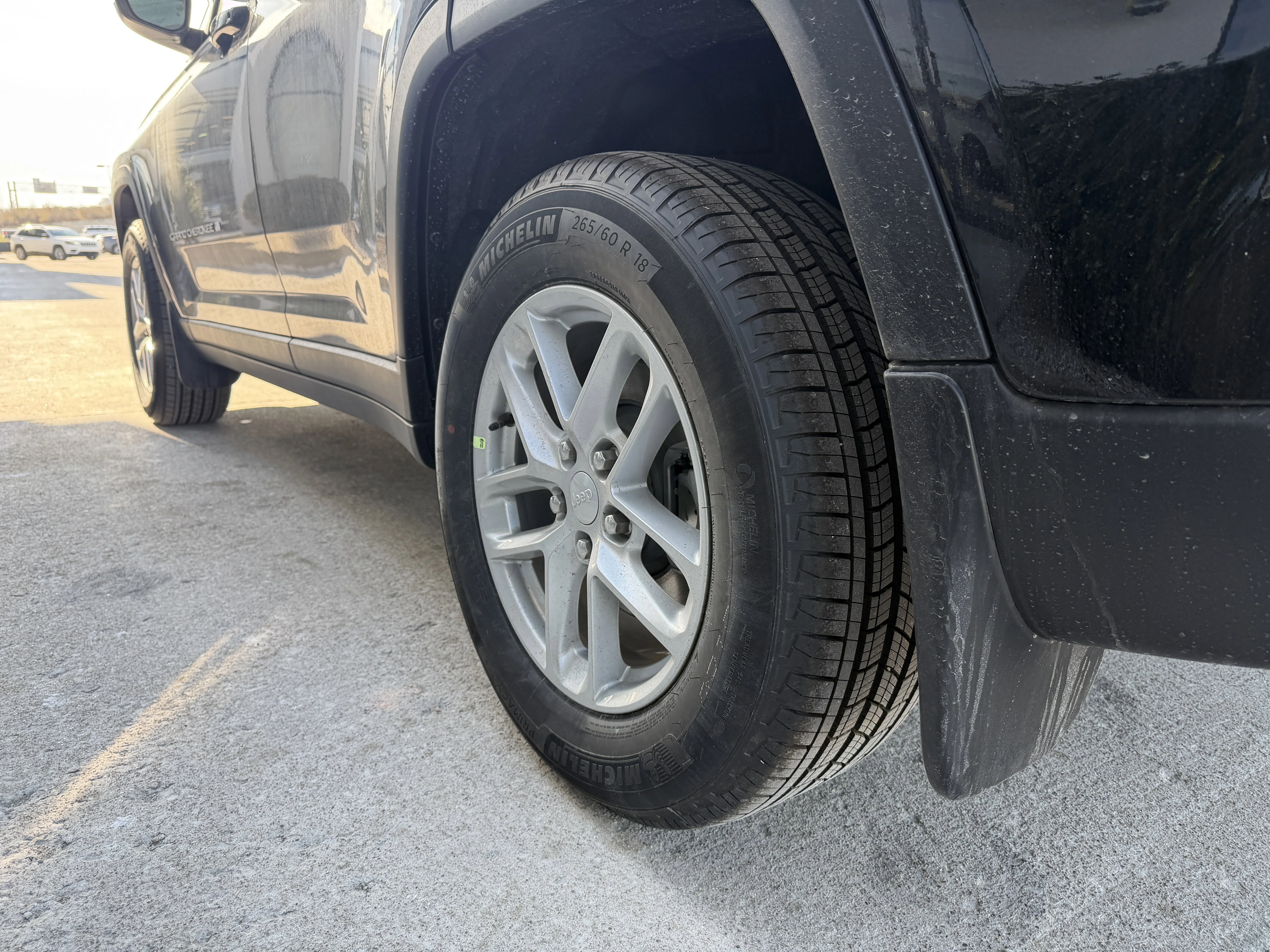 2025 Jeep Grand Cherokee Laredo - Photo 13