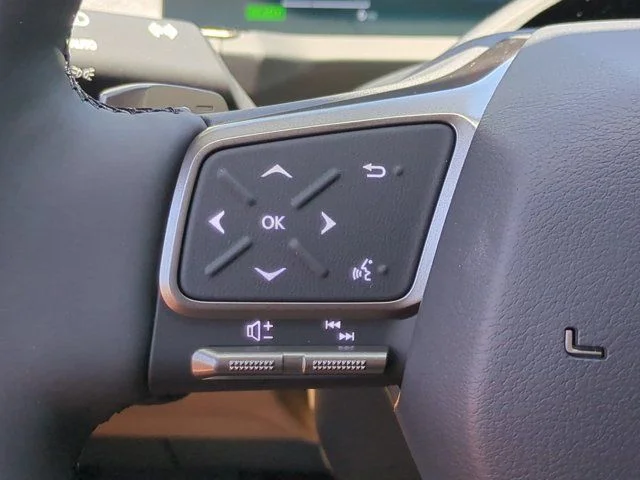 New 2026 Cloudburst Gray Lexus ES 350e LUXURY image 23