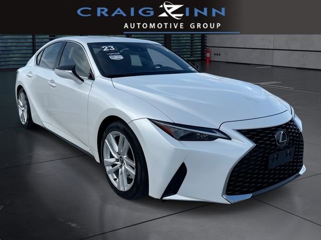 2023 Lexus IS 300