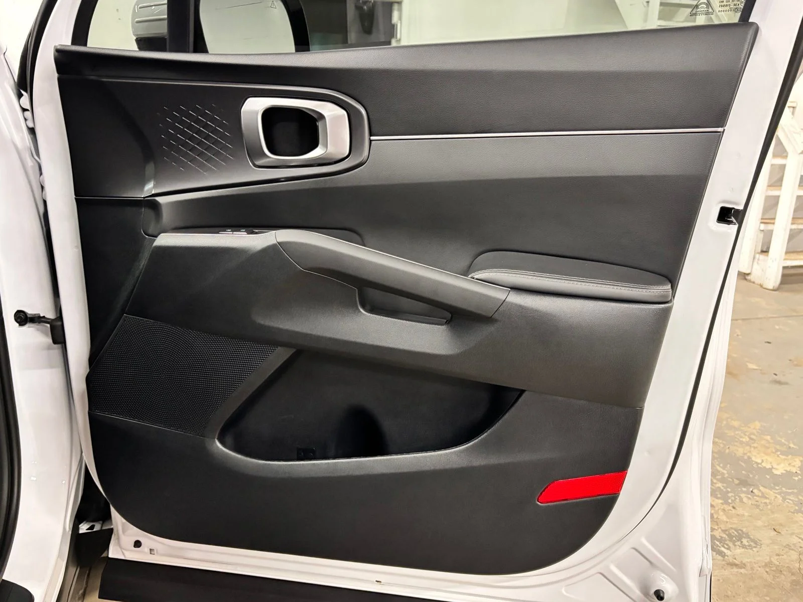 Used 2025 White Kia EX image 24