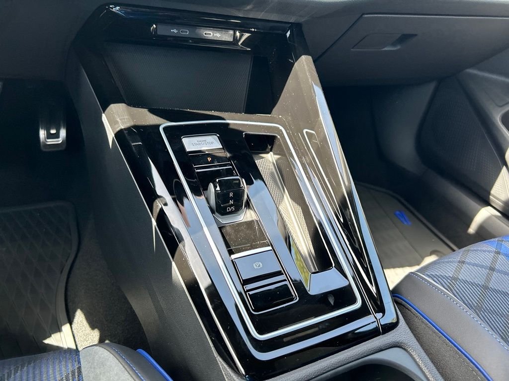 New 2026 Blue Volkswagen 2.0T image 45