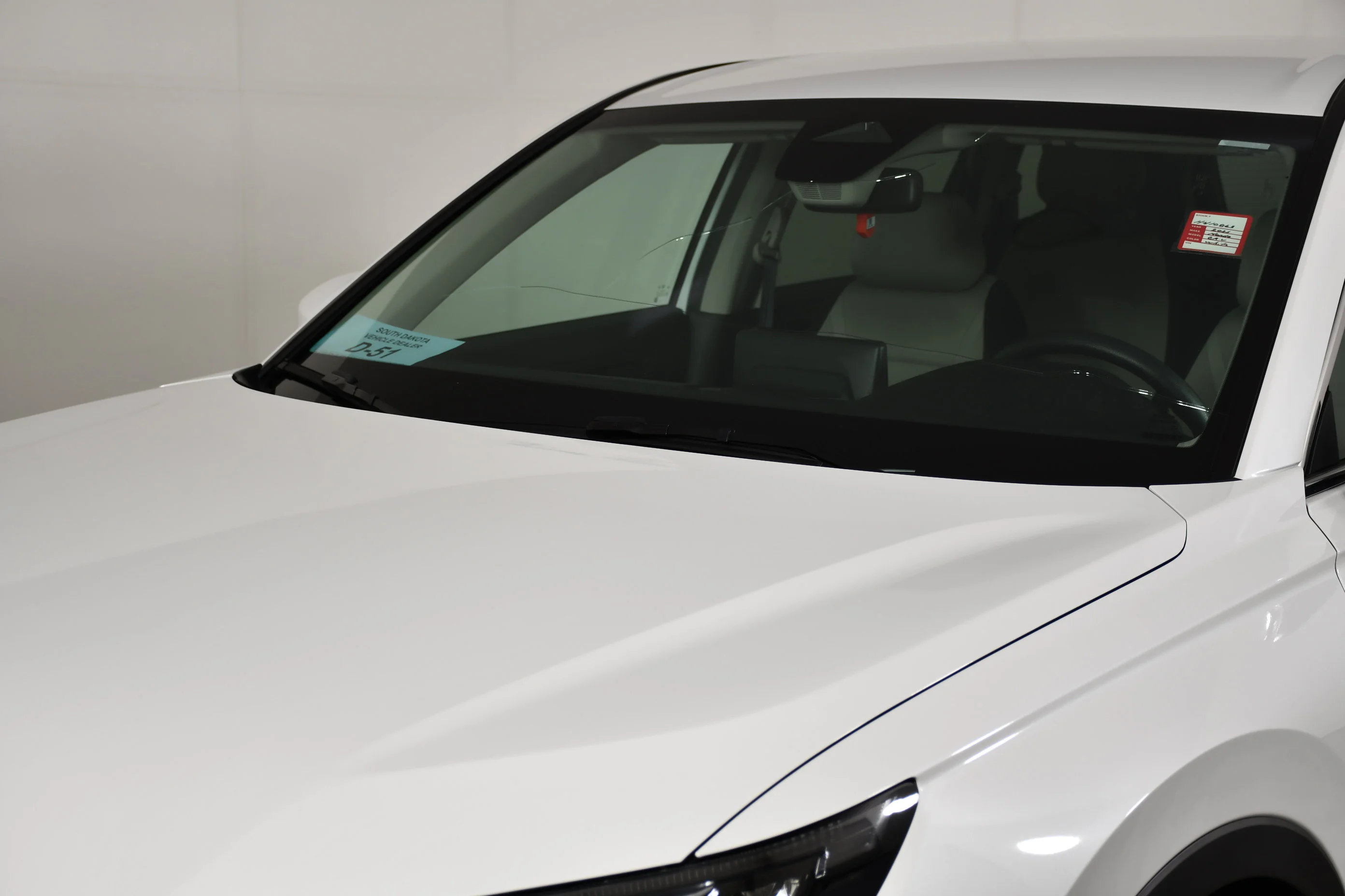 Certified Used 2025 Platinum White Pearl Honda LX image 12