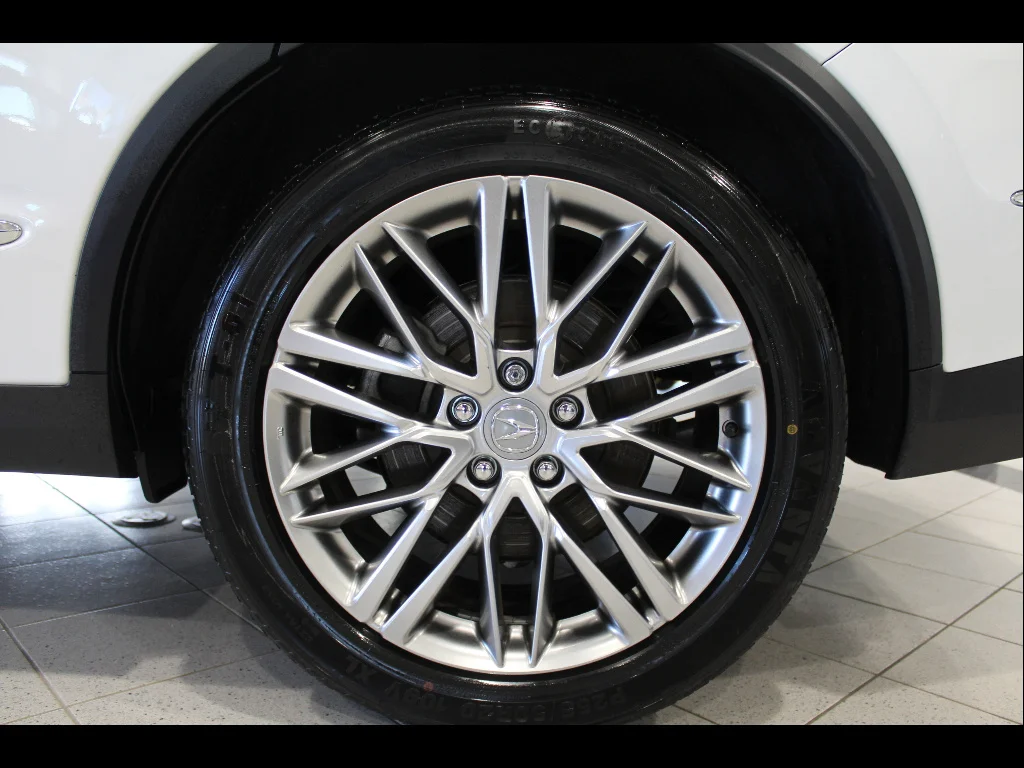 Used 2023 Platinum White Pearl Acura SH-AWD w/Advance image 12