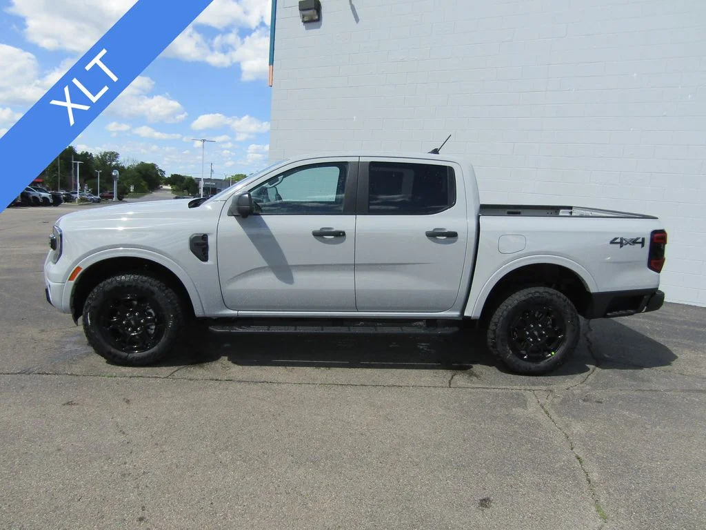 New 2026 Avalanche Ford XLT image 2