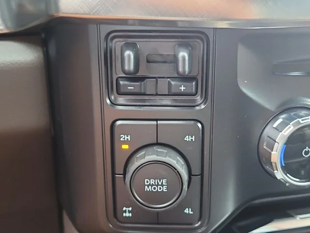 New 2026 Gray Metallic Ford King Ranch image 29