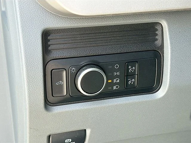 Used 2024 White Ford XL image 10