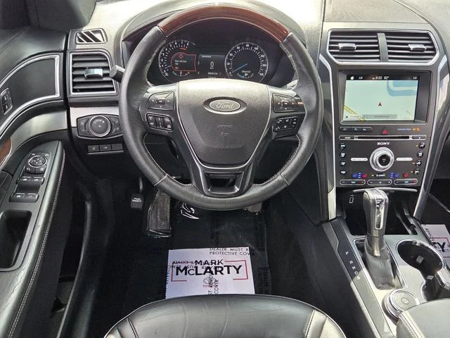 Used 2018 Black Ford Platinum image 11