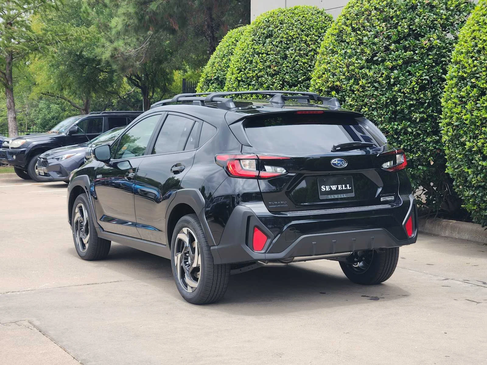 New 2026 CRYSTAL BLACK SILICA Subaru Limited Hybrid image 4
