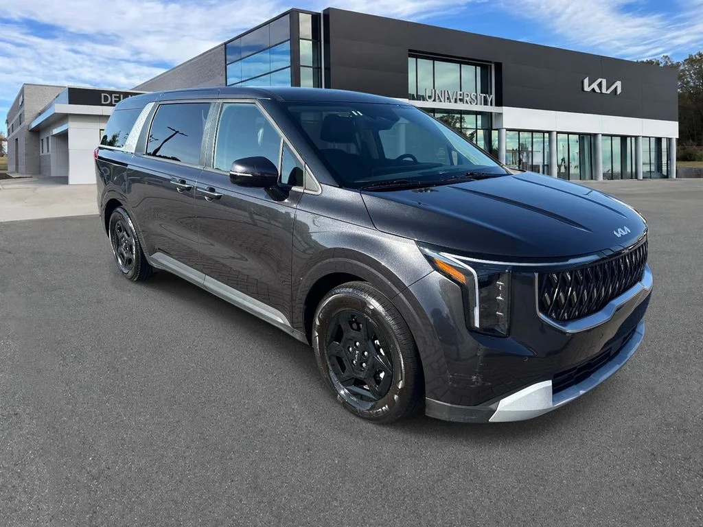 Used 2025 Gray Kia LXS image 1