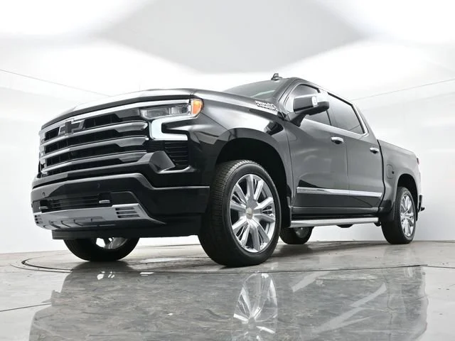 Used 2026 Black Chevrolet High Country image 28