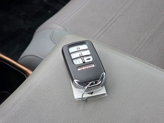 2022 Honda CR-V Touring - Photo 31