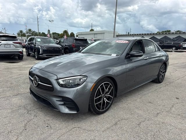 Used 2023 Gray Mercedes-Benz E 450 image 18