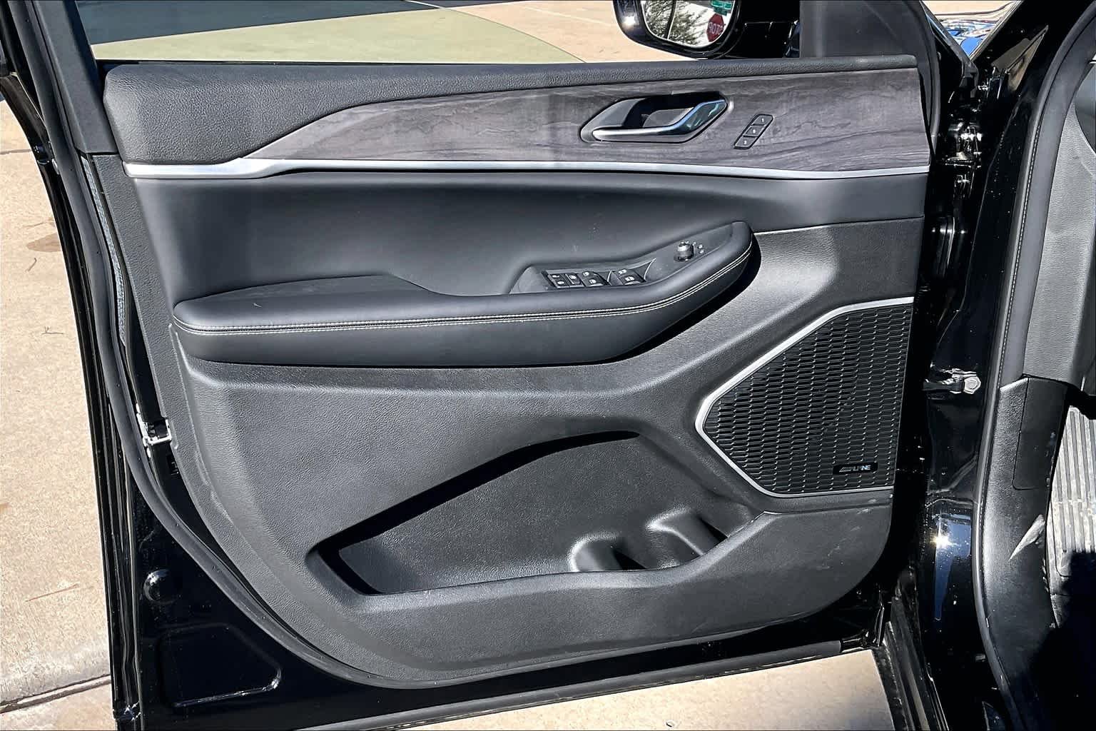 2023 Jeep Grand Cherokee 4xe - Photo 10