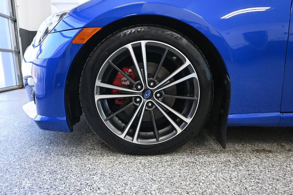 Used 2016 Blue Subaru Limited image 10