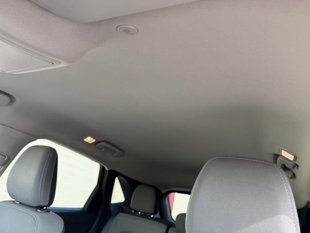 Certified Used 2020 Blue Metallic Ford SE image 13