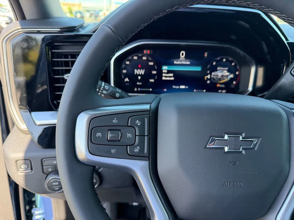 New 2026 Lakeshore Blue Metallic Chevrolet LT image 23