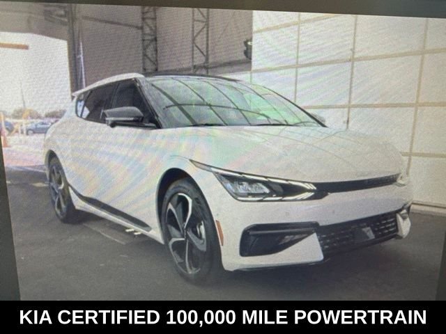 Used 2023 White Kia GT-Line image 5