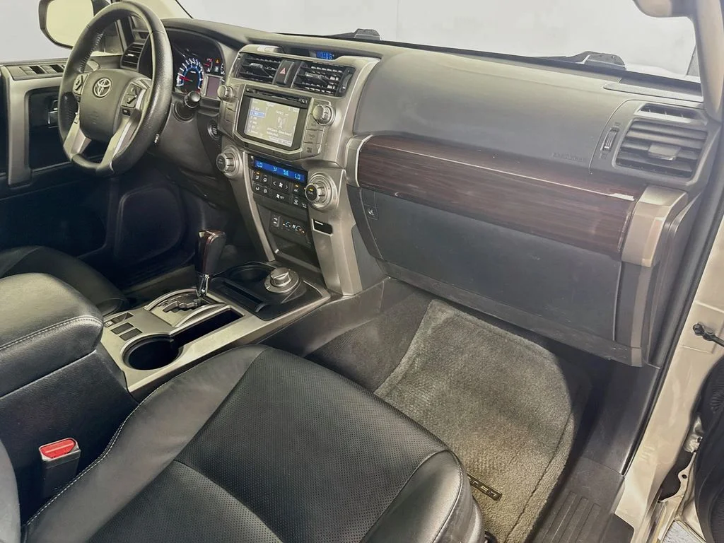 Used 2014 Classic Silver Metallic Toyota Limited image 29