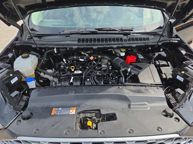 Used 2024 Black Ford SEL image 18