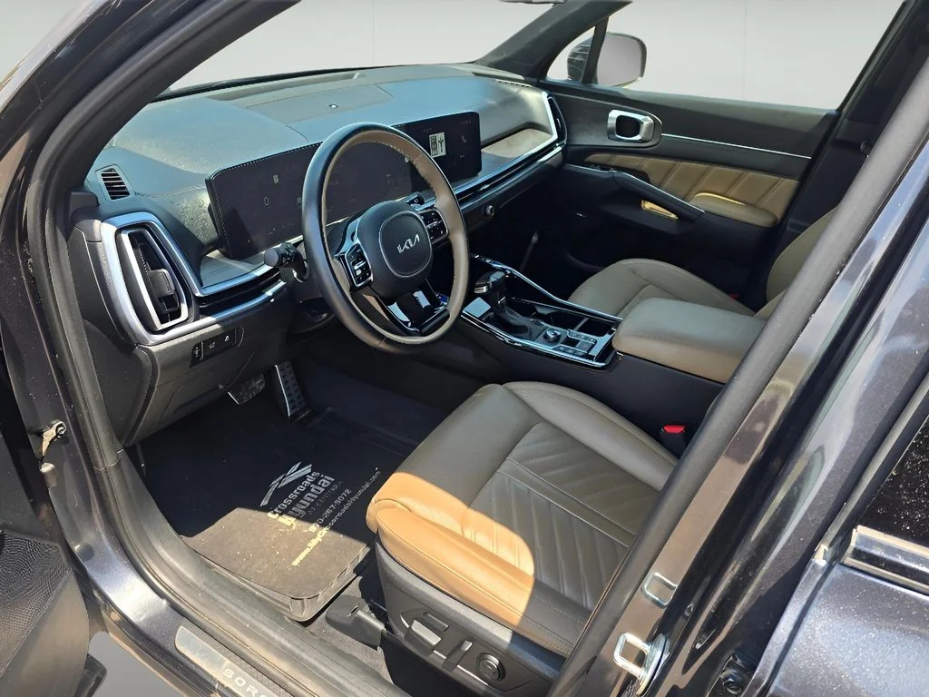Used 2024 Gravity Grey Kia X-Pro SX Prestige image 22