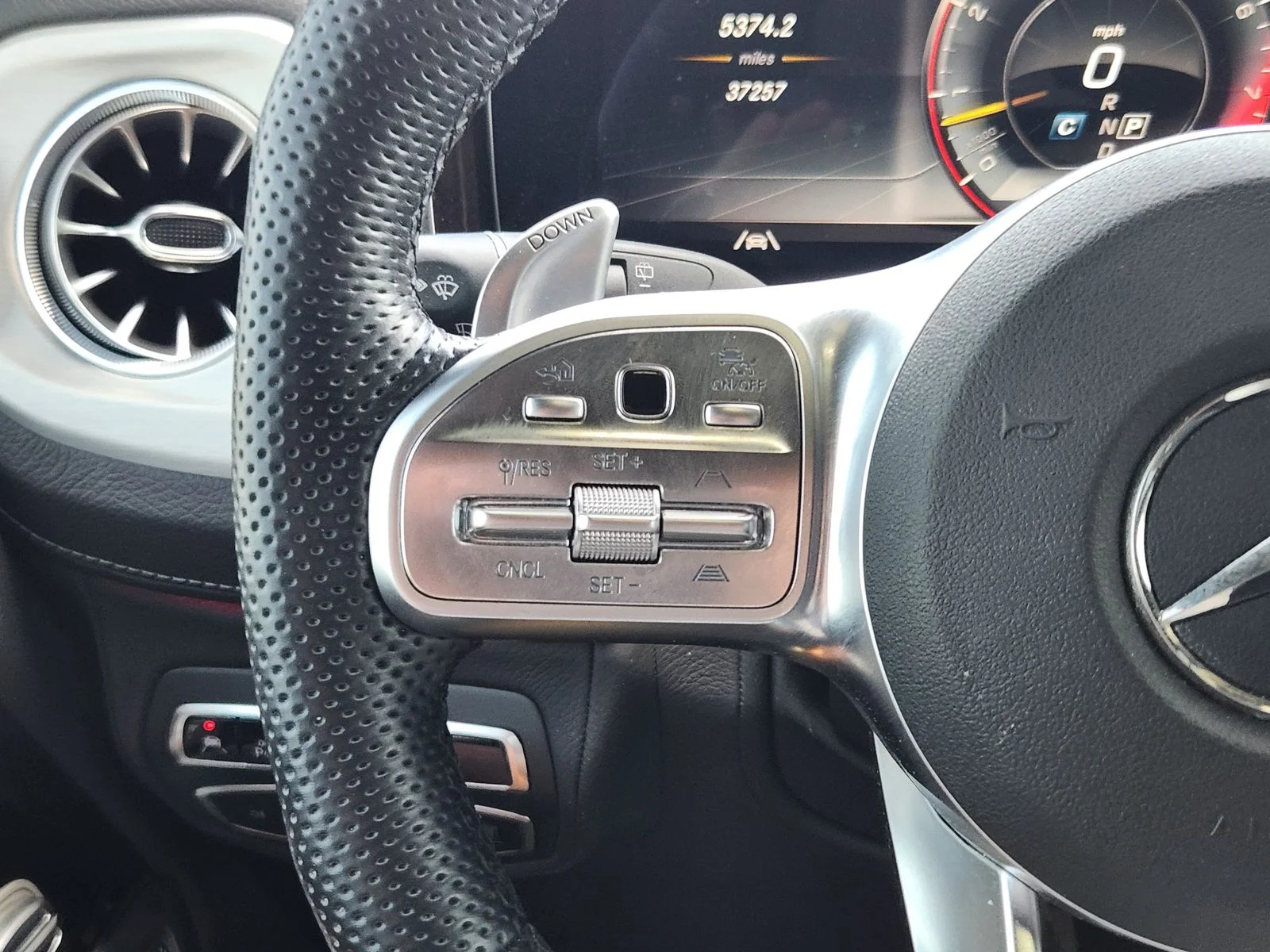 Used 2021  Mercedes-Benz G 63 AMG® image 30