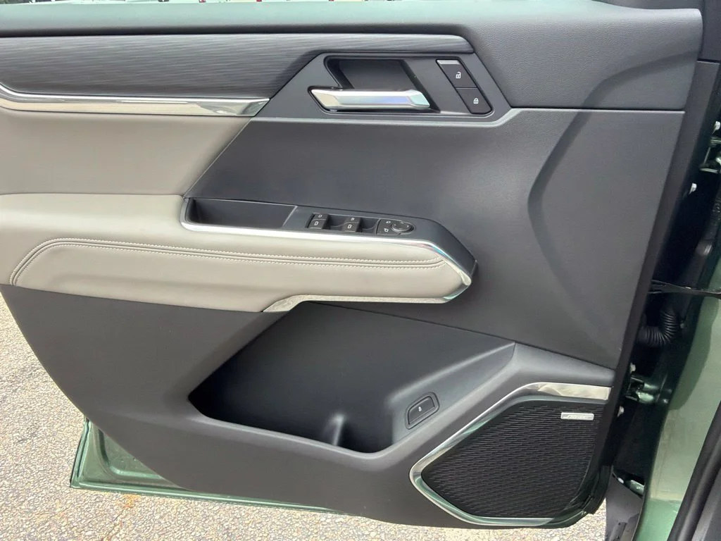 New 2027 Trailstone Green Metallic GMC Elevation image 27