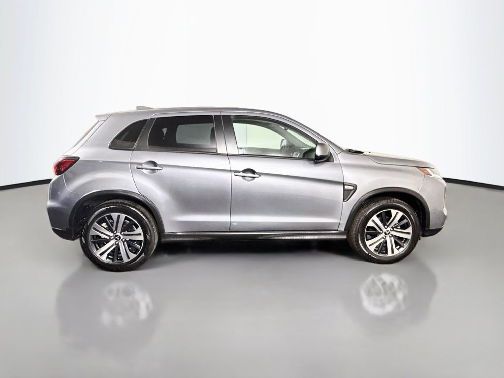 Used 2026 Alloy Silver Metallic Mitsubishi ES image 8