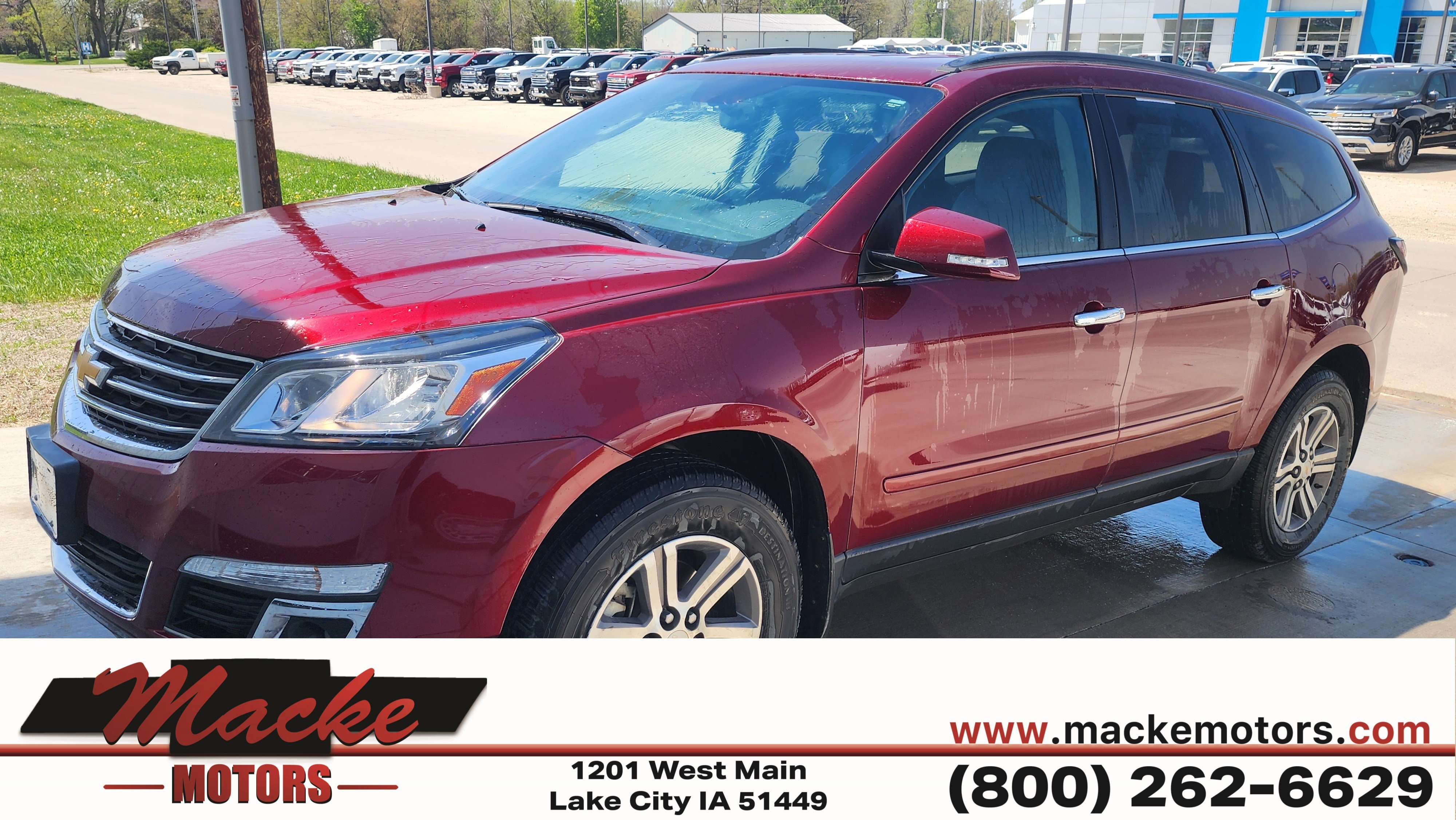 2017 Chevrolet Traverse 2LT FWD's photo
