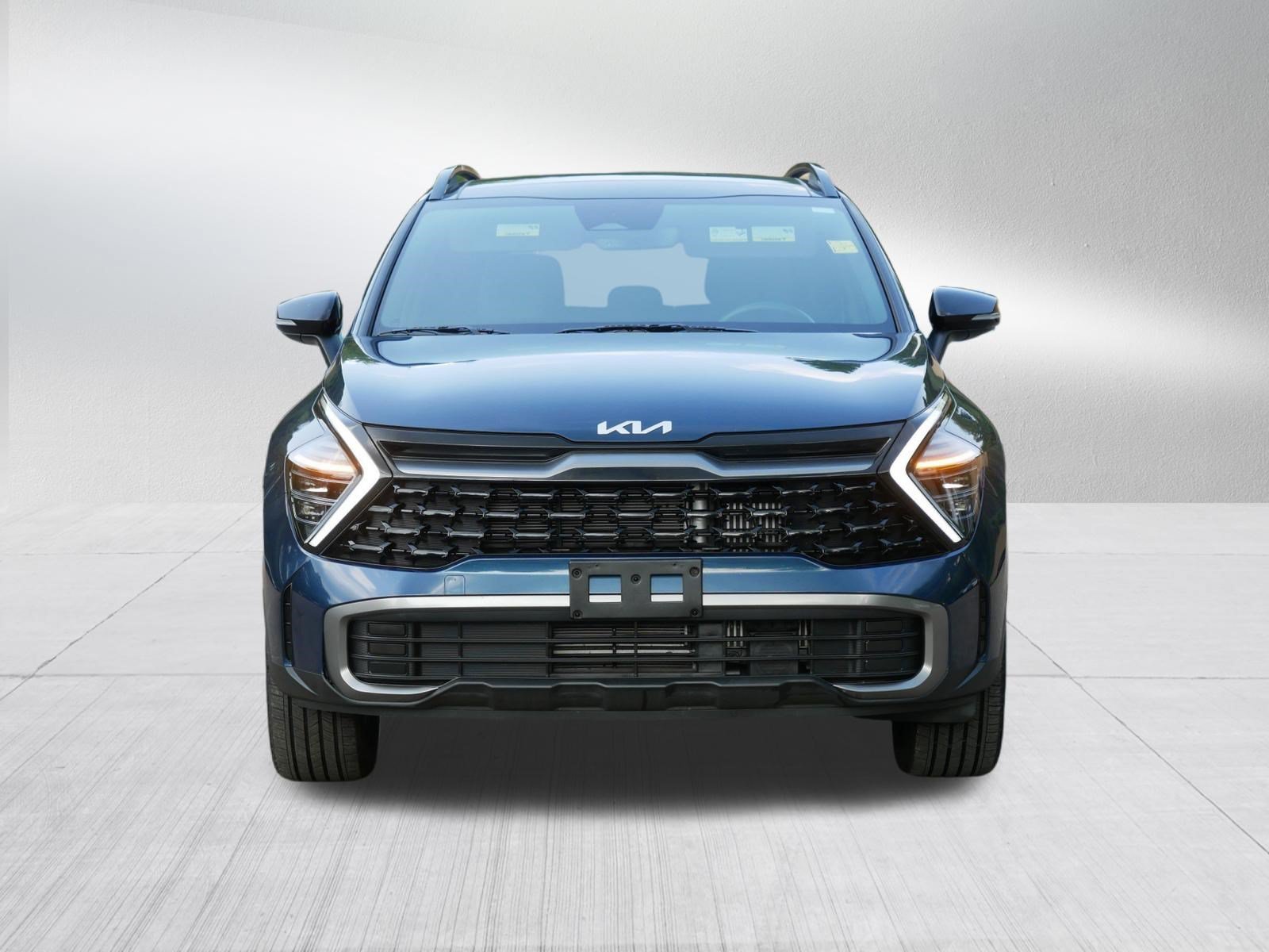 Used 2024 Vesta Blue Kia X-Line image 2
