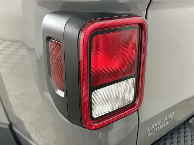 Certified Pre-Owned 2022 Jeep Gladiator Willys